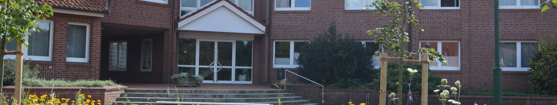 Rathaus im Frühling