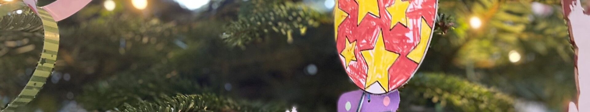 Weihnachtsbaum schmücken Paulus 2025