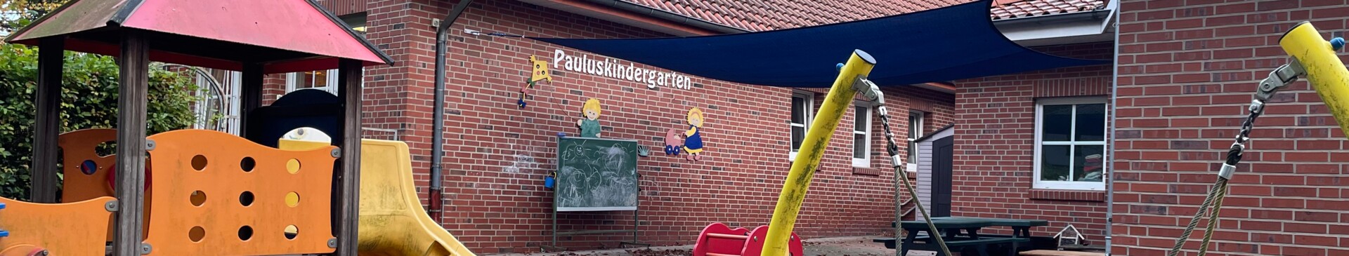 Pauluskindergarten Spielplatz Herbst vorne - Gemeinde Geeste