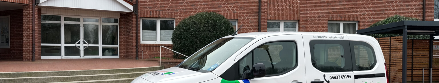 Geeste Mobil vor Rathaus bearbeitet