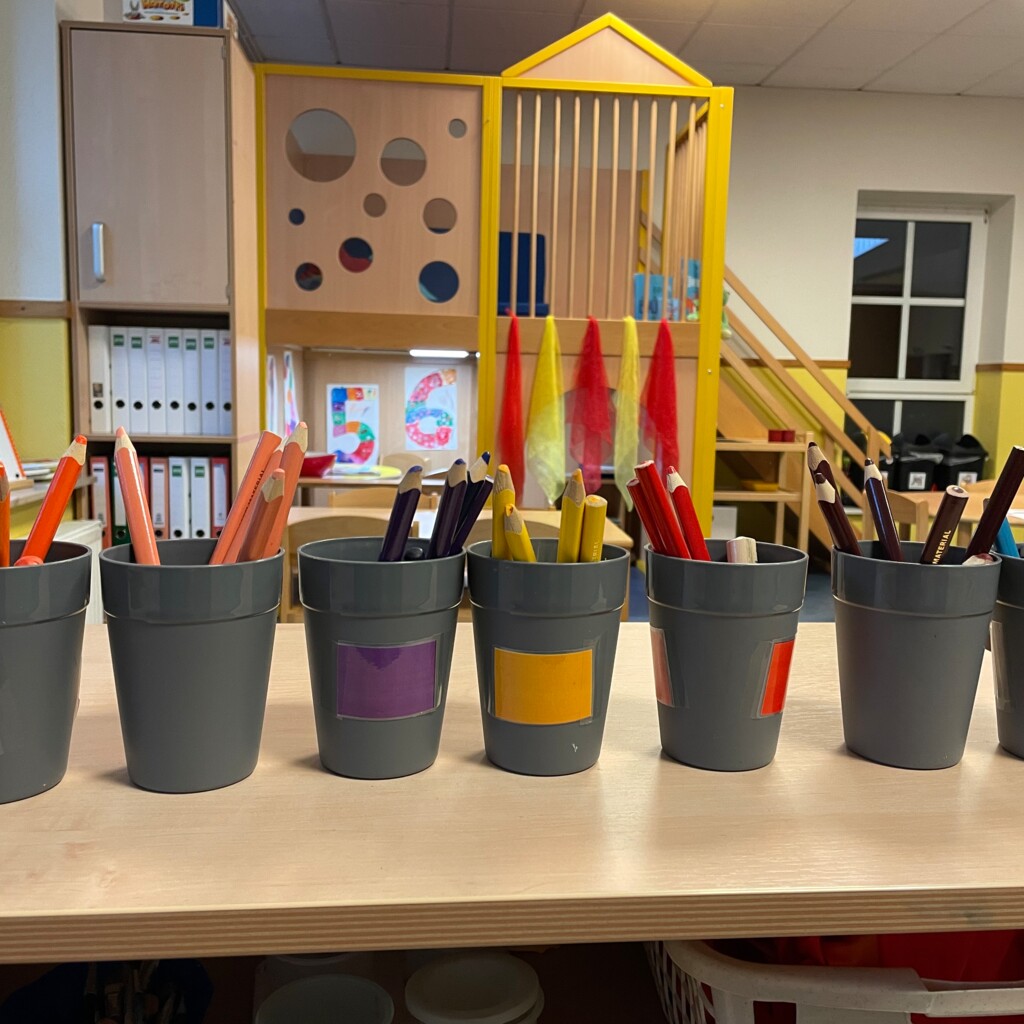 Pauluskindergarten malen Buntstifte Gruppenraum - Gemeinde Geeste