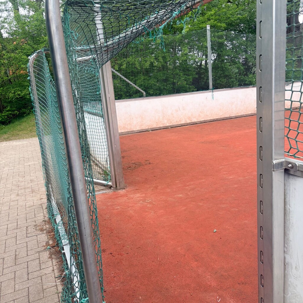 Sachbeschädigung Tornetz Soccerfeld Antoniusschule - Gemeinde Geeste