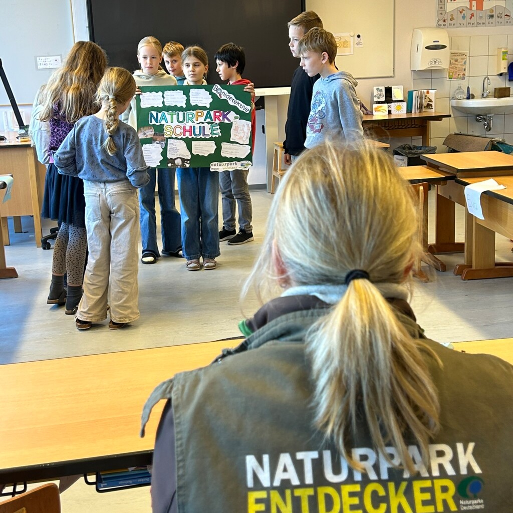 Gespannt lauschten die Gäste den Ausführungen der Kinder