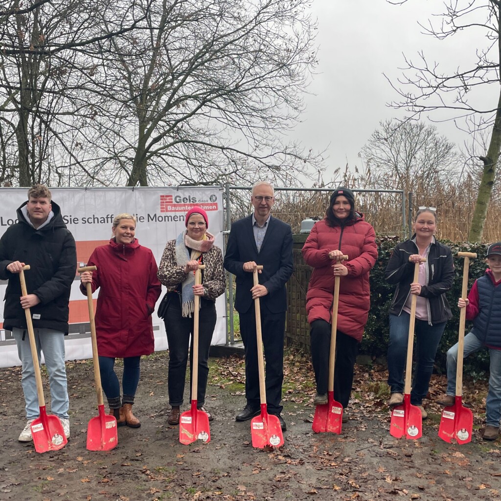 Erster Spatenstisch Erweiterung Kräuterhof Bramhar - Gemeinde Geeste zg