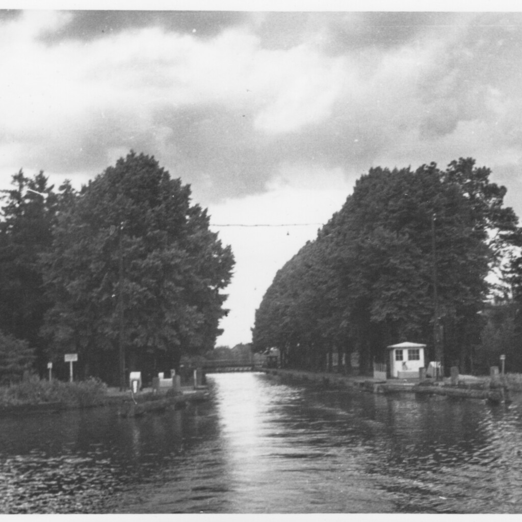 Schleuse Varol / Geeste vom Oberwasser, August 1950