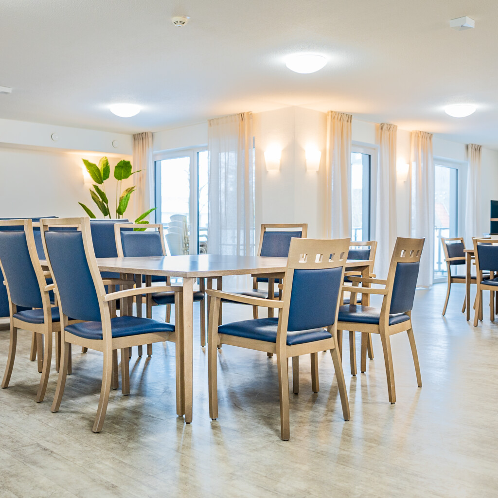 offen, helle Gemeinschaftsräum im Pflegezentrum Miteinander - Miteinander Geeste Osterbrock