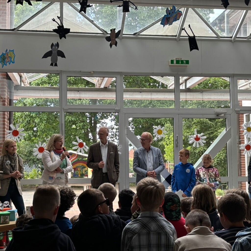 Die Gäste waren begeistert und dankten den Schülern und dem Team der St. Antoniusschule