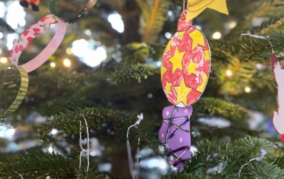 Weihnachtsbaum schmücken Paulus 2025