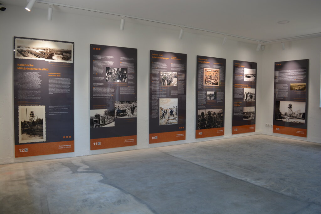 Blick in die Ausstellung Lager XII Dalum