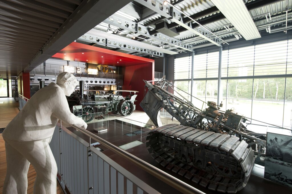 Blick in die Ausstellung Ottomeyerpflug