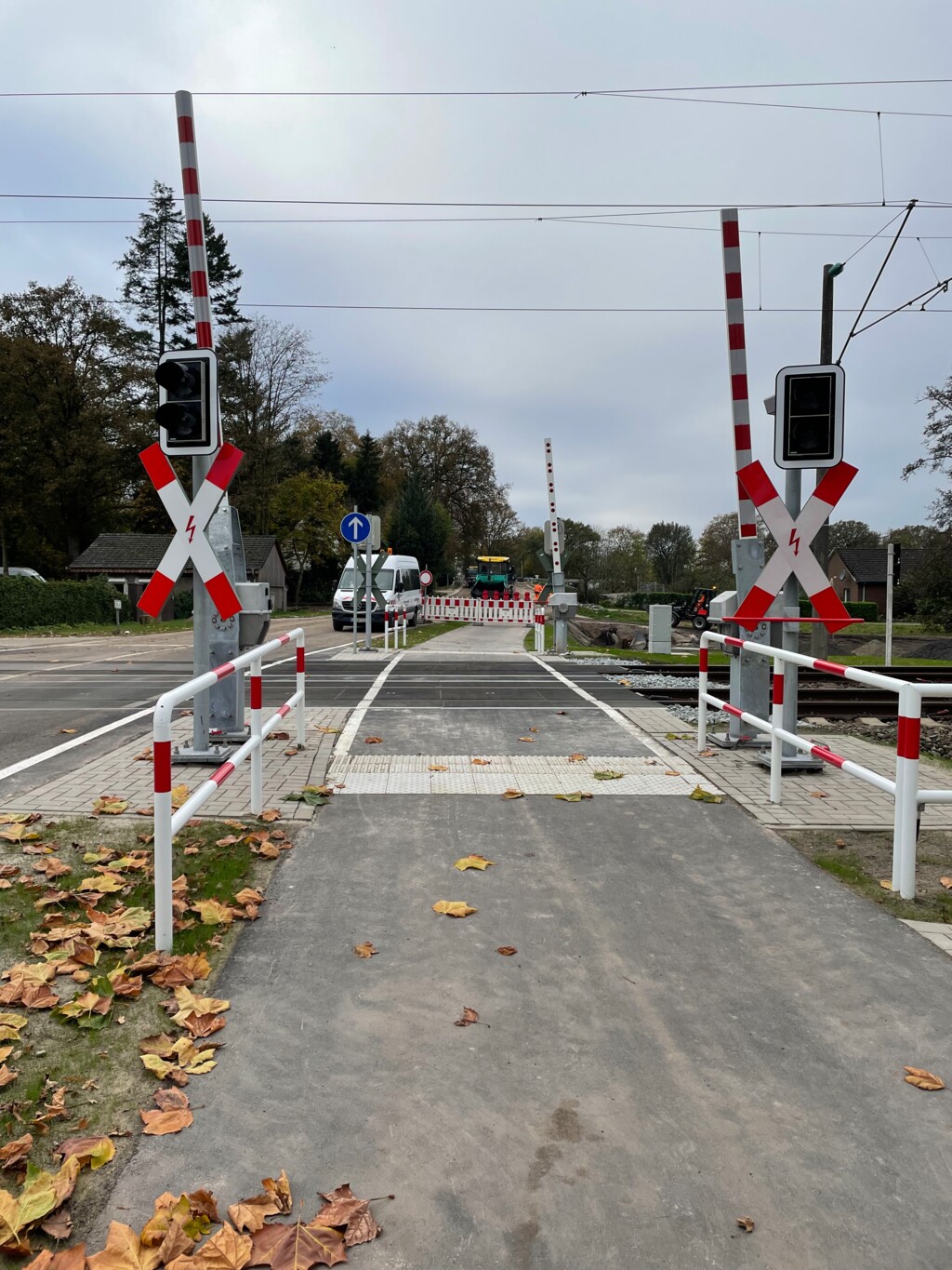 K 237 Radweg und Bahnübergang Osterbrock