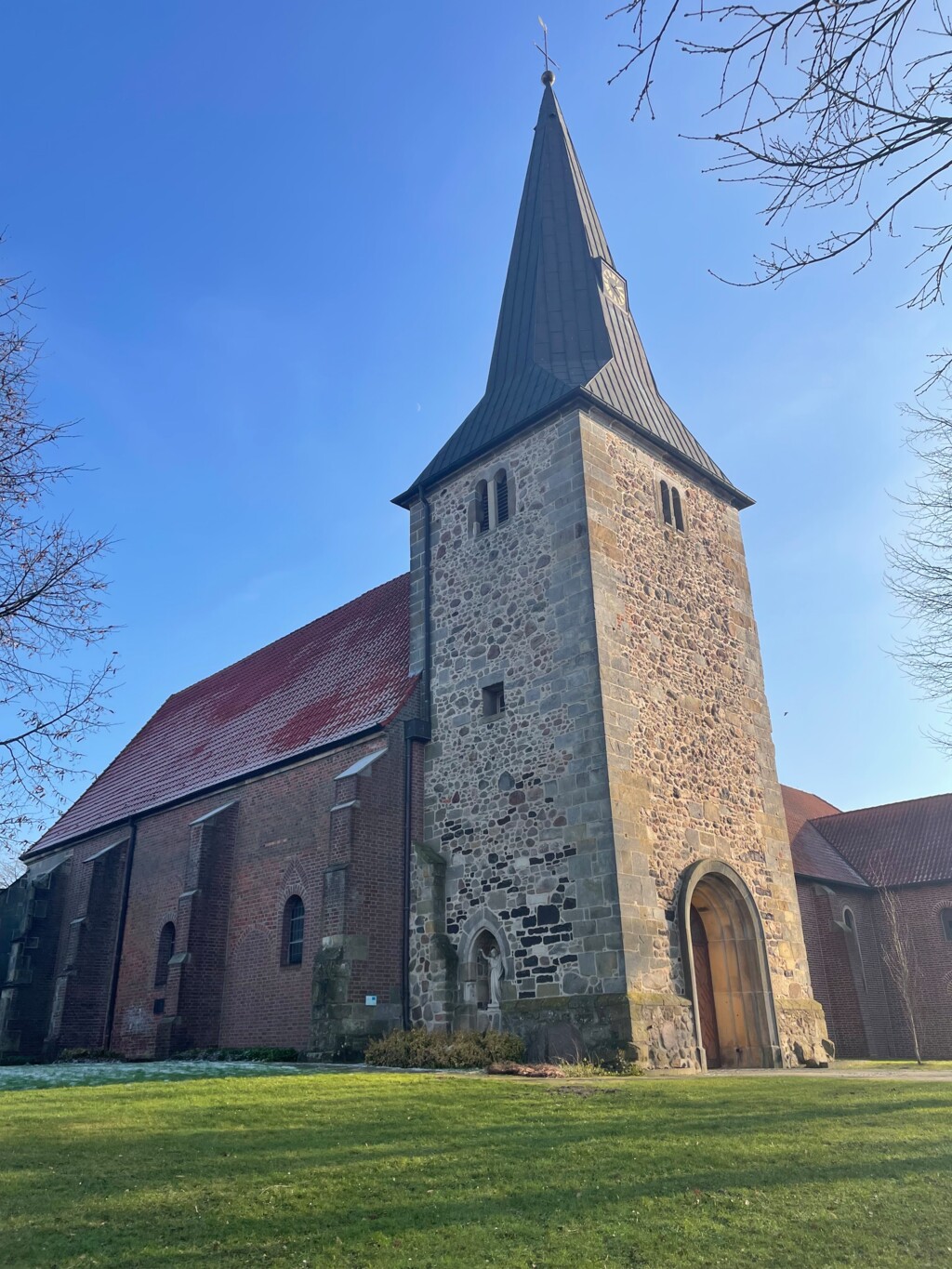 St. Nikolaus Kirche Groß Hesepe