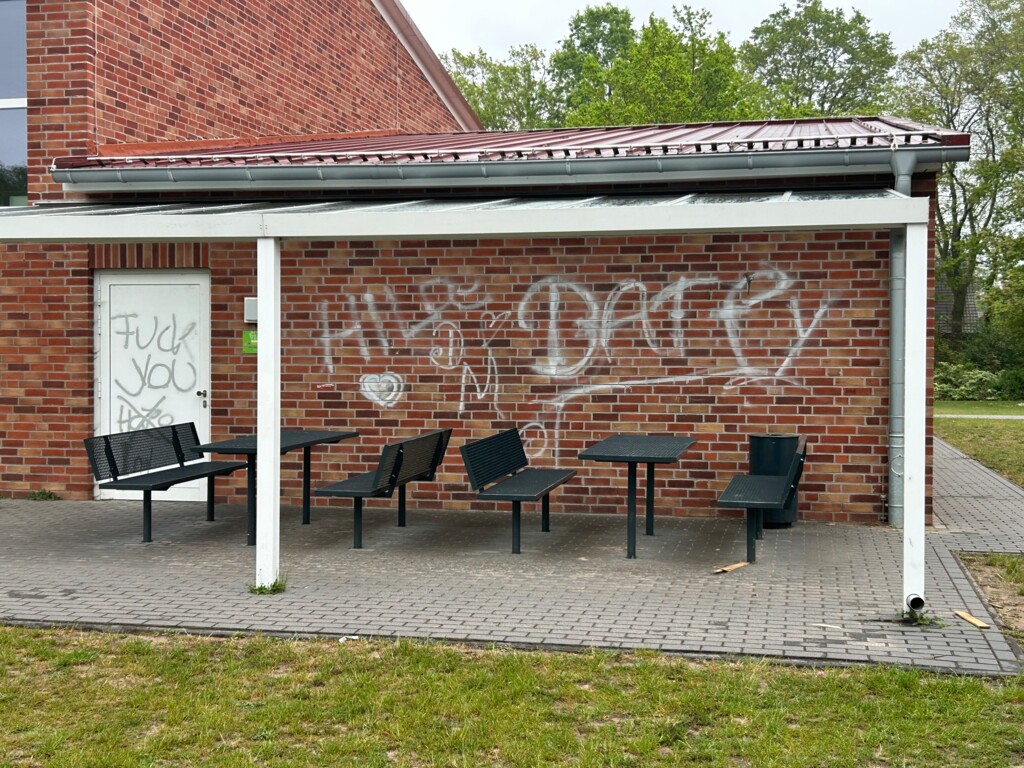 Sachbeschädigung Sport u Jugendtreff - Gemeinde Geeste